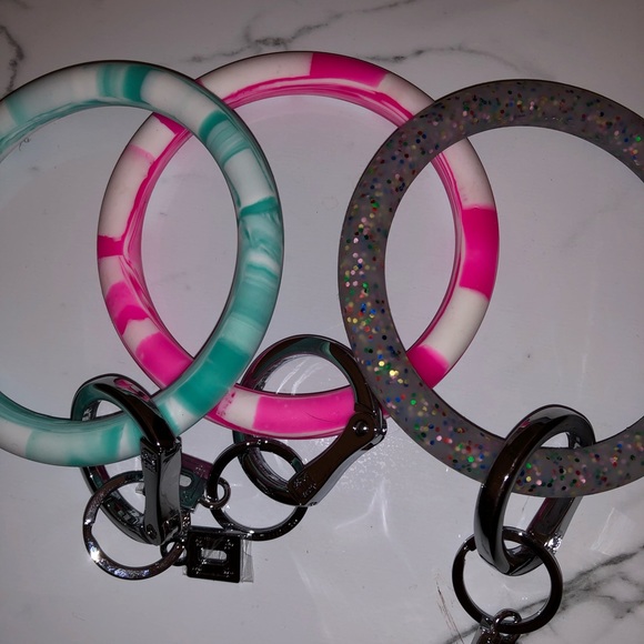 oventure o ring Other - O’venture o ring key ring